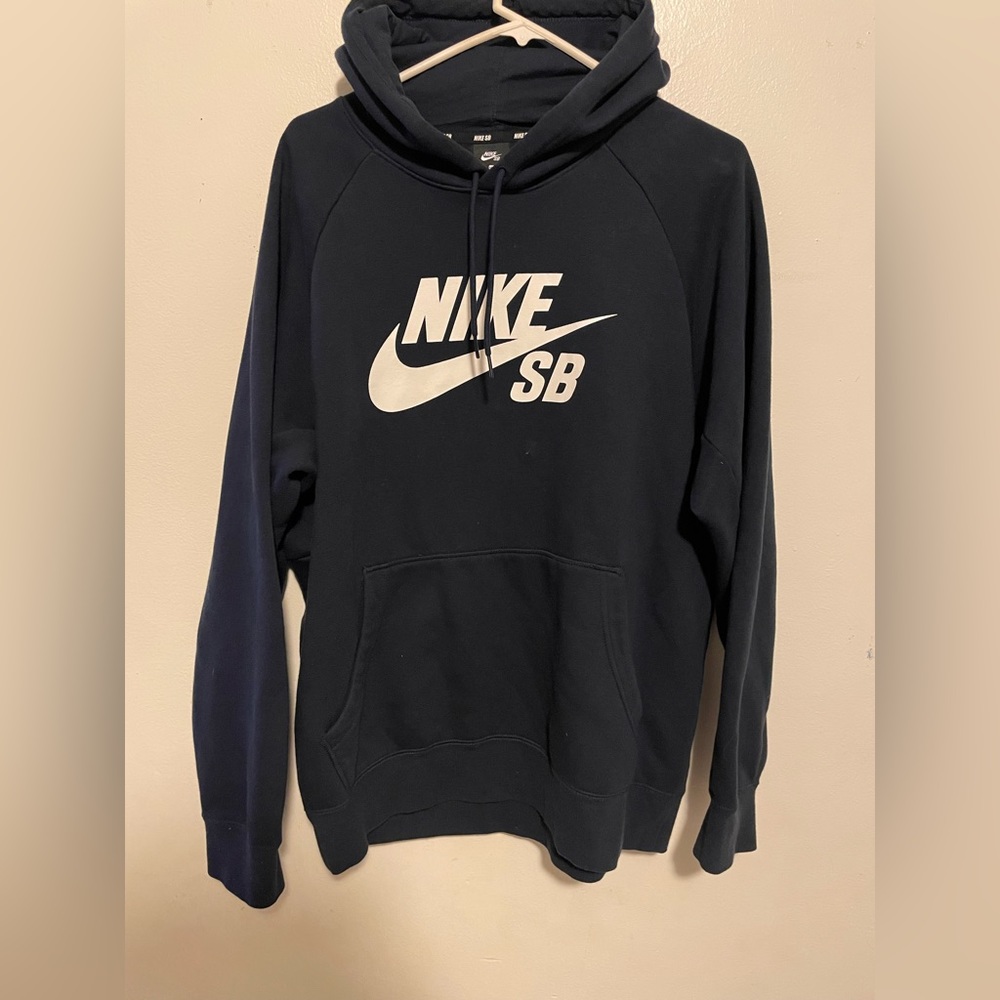 Nike SB sweater